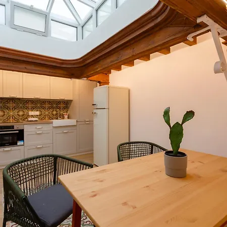 Estudio Brujo By Cadiz4rentals